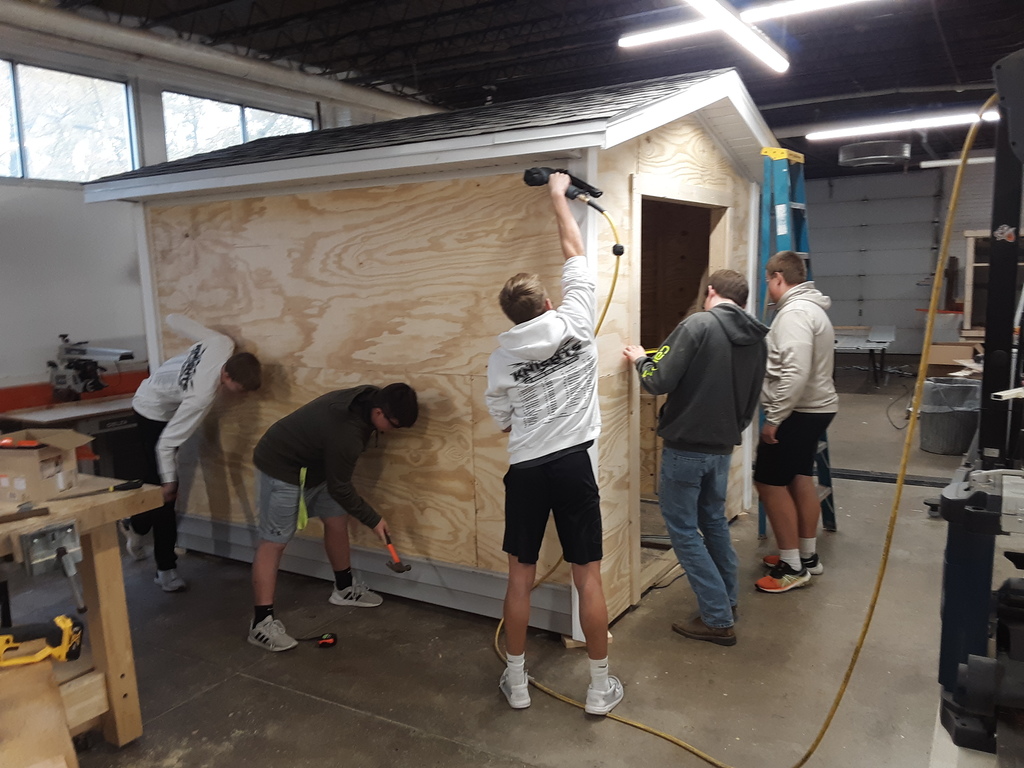 Industrial Tech Students Shed
